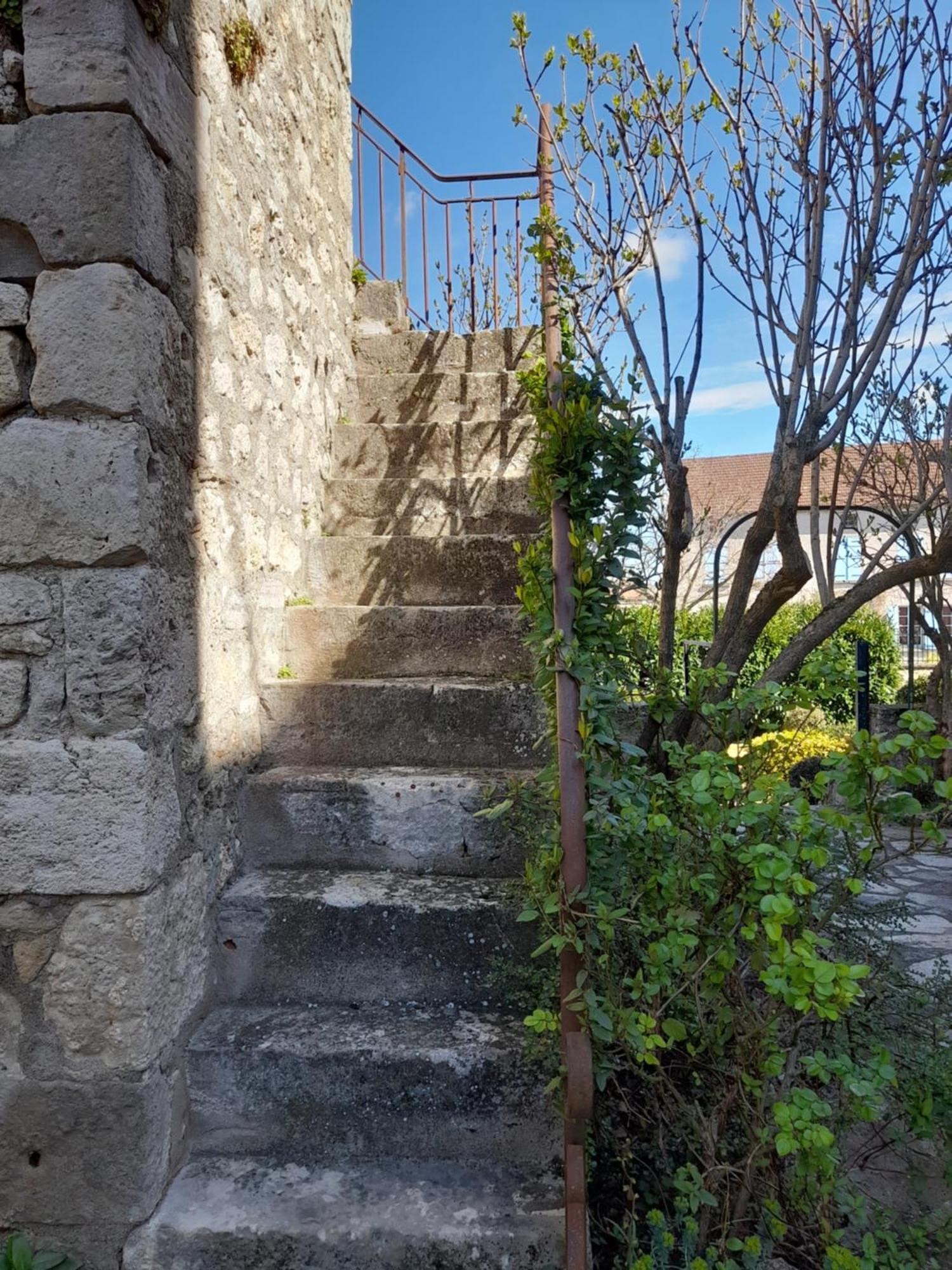 La Maison Du Prince De Conde Charroux-d'Allier Exterior photo